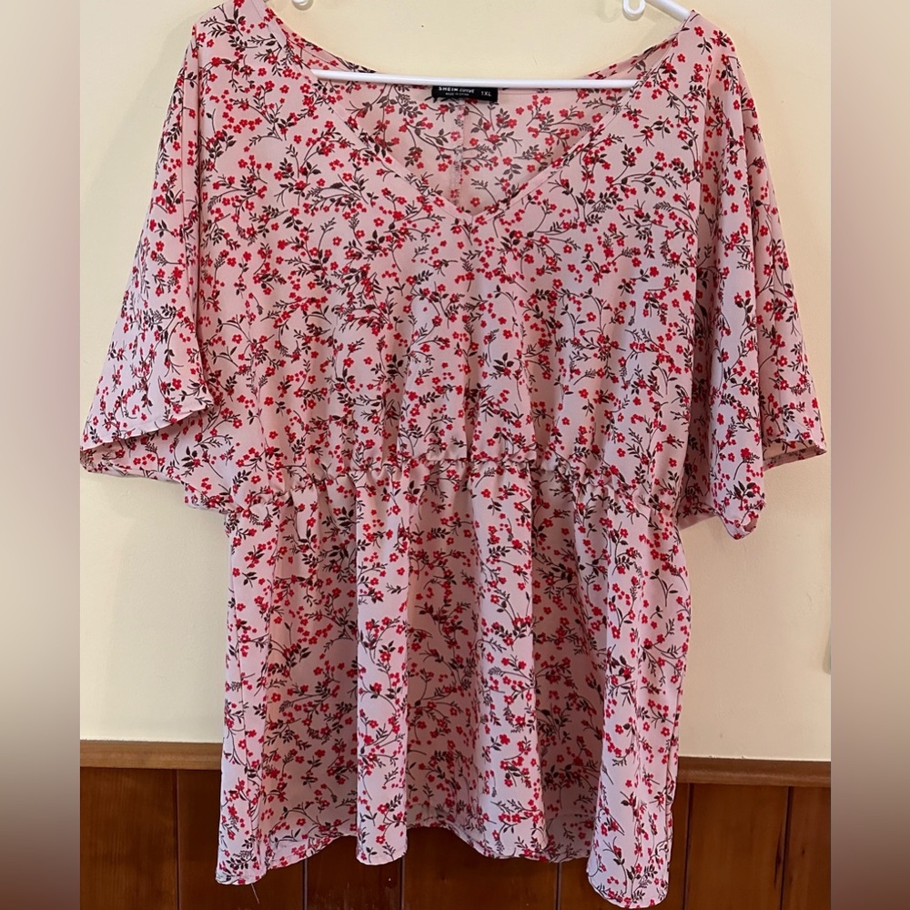 SHEIN CURVE, size 1Xl, tan with tiny red flowers, short sleeved blouse.